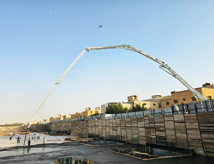 js1996官网泵车驰骋沙特 为房建注入“中国力量”