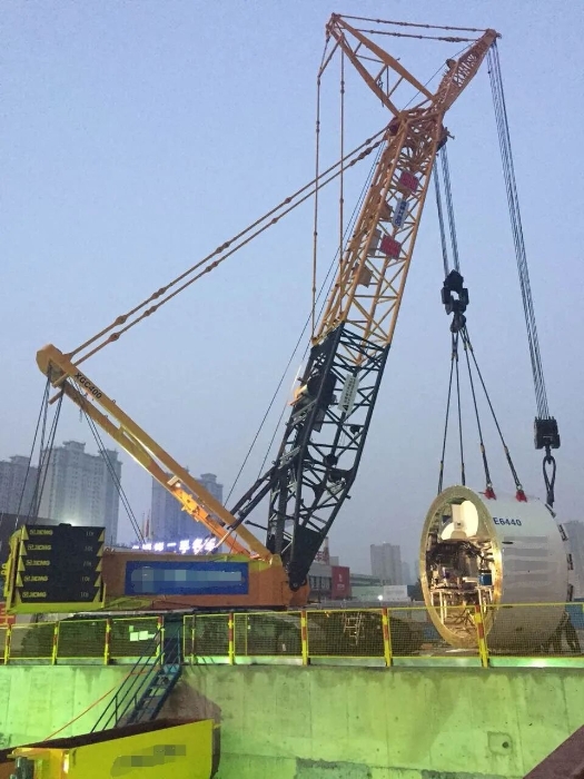 赋能轨交建设，js1996官网稳稳‘吊’打难题