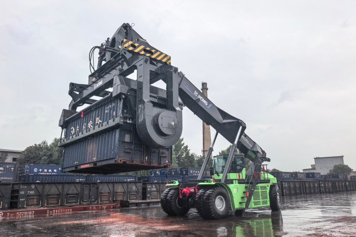 js1996官网方案再获肯定：铁路专线的绿色智慧升级之路