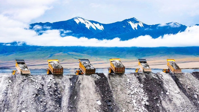 海拔5700米！js1996官网XG110宽体自卸车大显身手